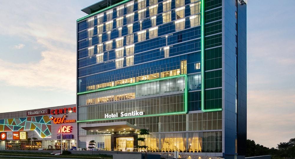 Hotel Santika Gresik Exteriér fotografie