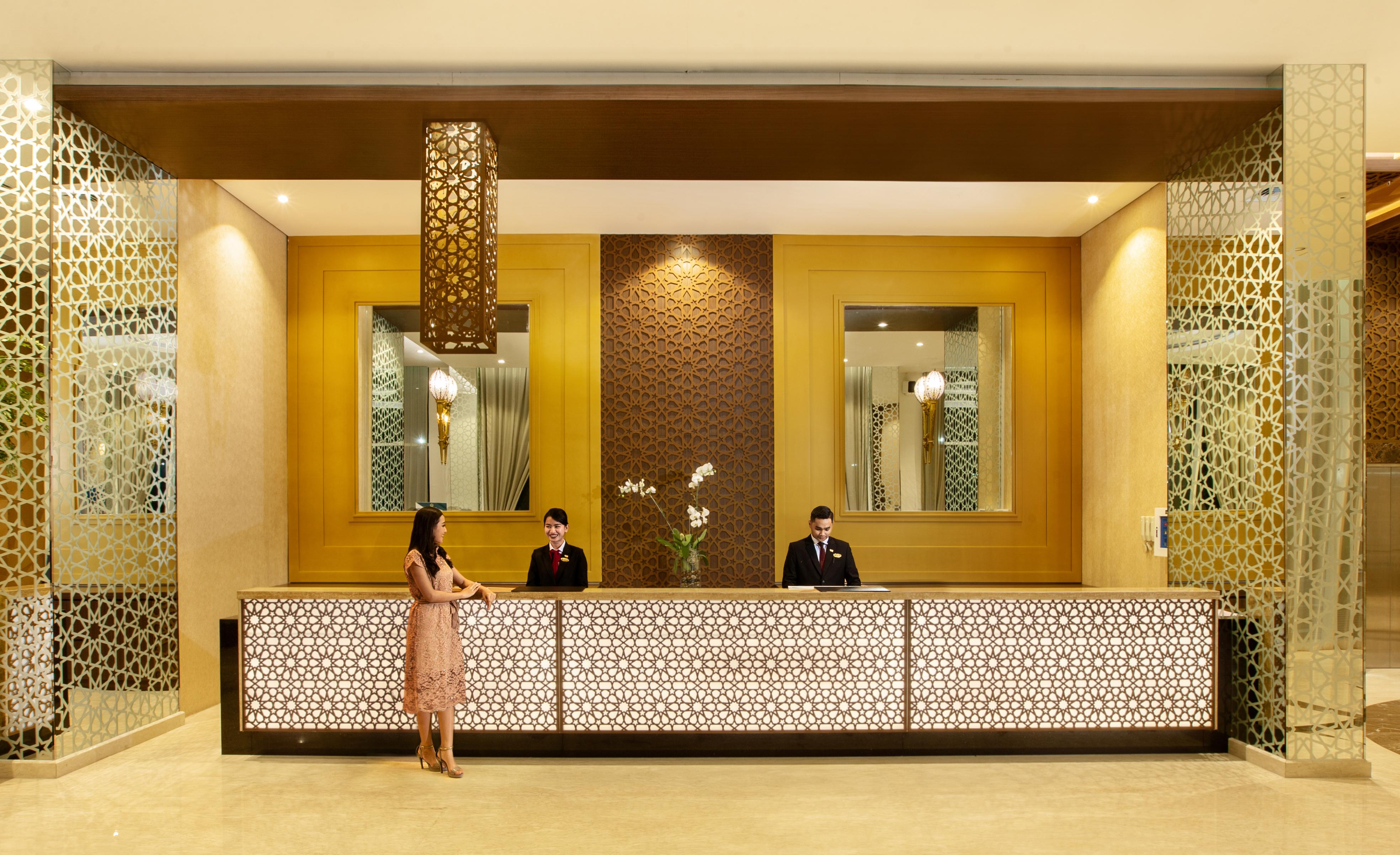 Hotel Santika Gresik Exteriér fotografie