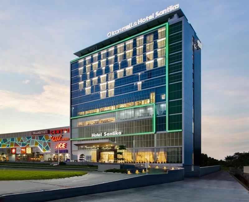 Hotel Santika Gresik Exteriér fotografie